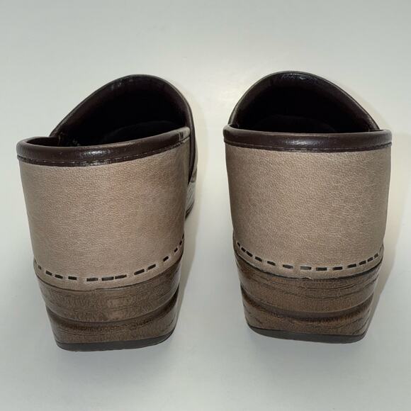 Dansko Professional Clogs Tan / Beige, Women's Size 38 / US Size 7.5-8 - Picture 5 of 11